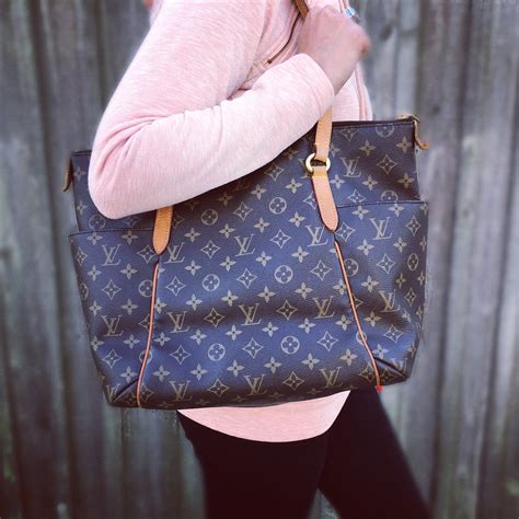 louis vuitton totally|Louis Vuitton totally mm monogram.